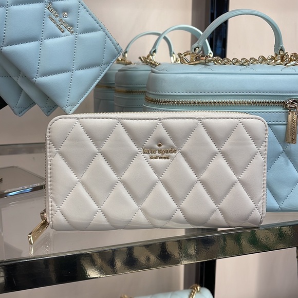 Kate Spade Carey Large Continential Wallet
Parchment - Picture 11 of 16